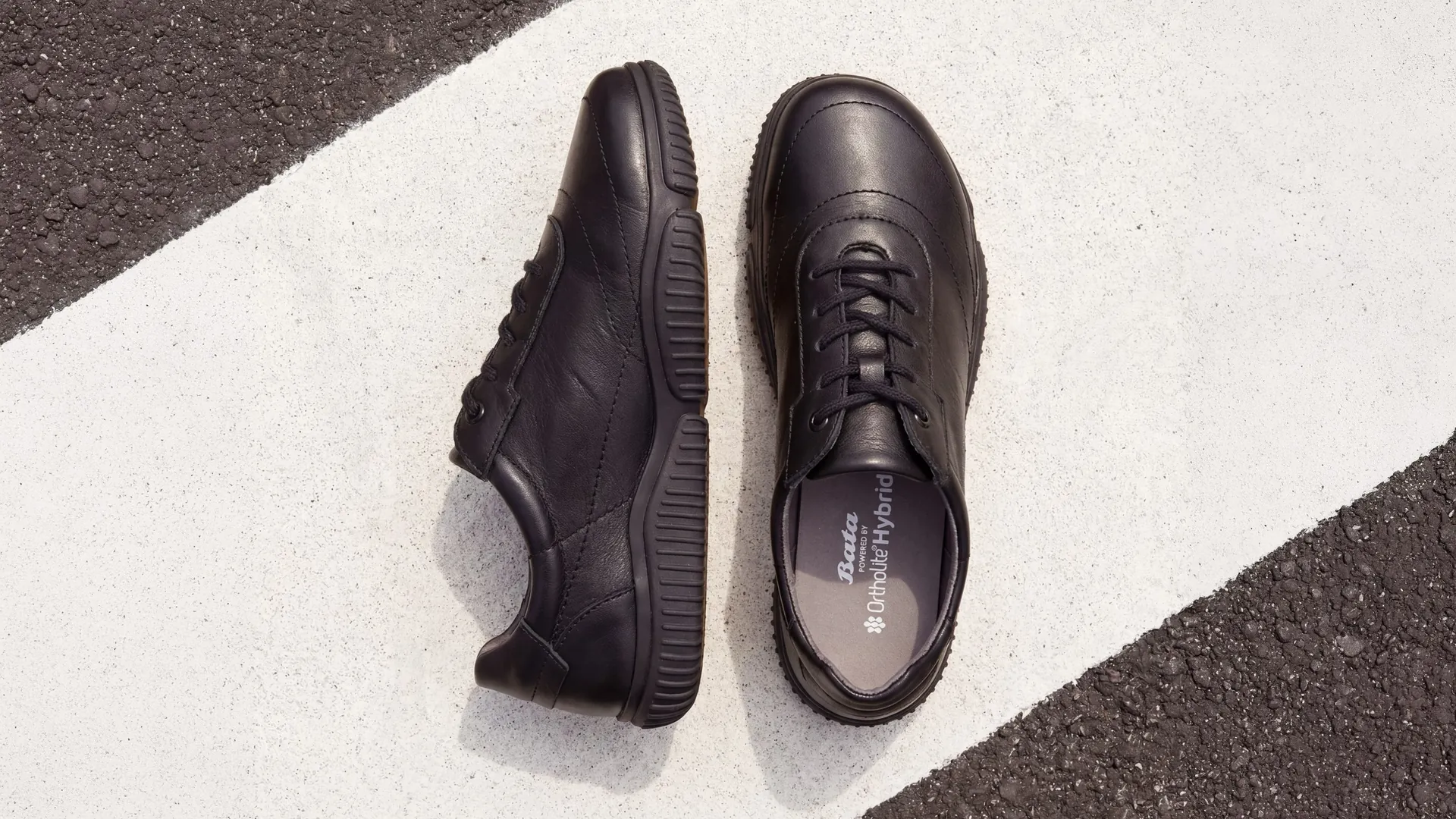 Baťa SS26 barefoot — published AI campaign, still life